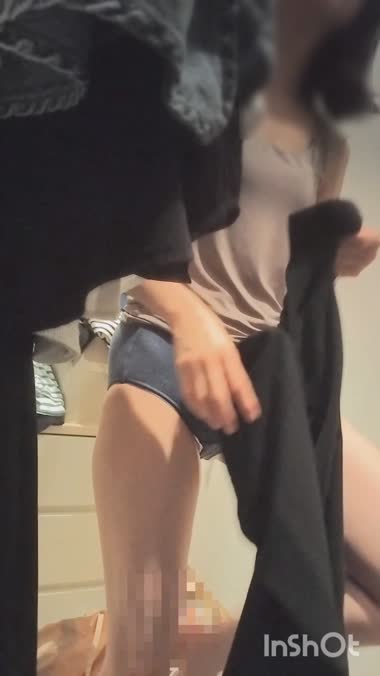 貧乳妻 生理用パンティ正面