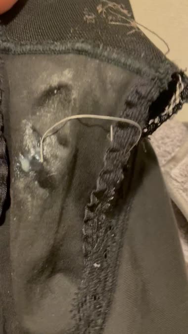 脱ぎたてシミ付きパンツ⑤