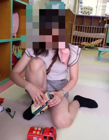 遊び場にて