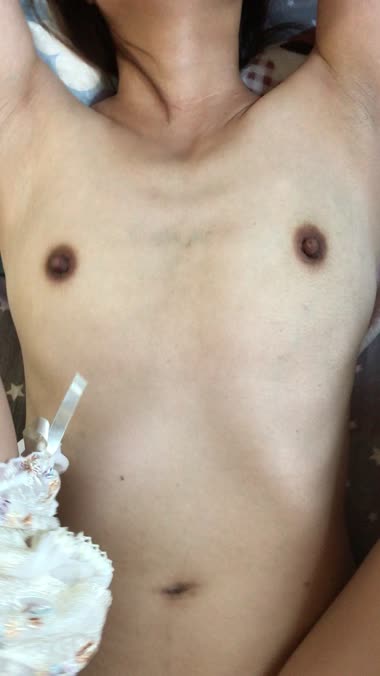 貧乳正常位