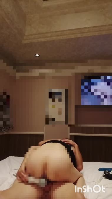 スナックのパート人妻