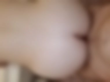 パイパン妻