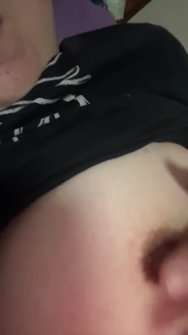 おっぱい揉んで♥️