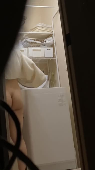妊婦の身体見てください