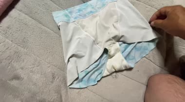 9/22脱いだパンツ💩シミ