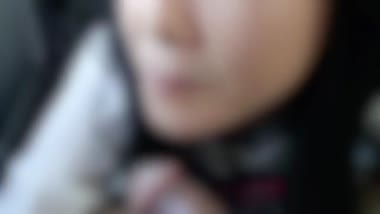 隣の車に見られても