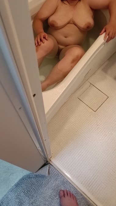 だらしないかっこやな