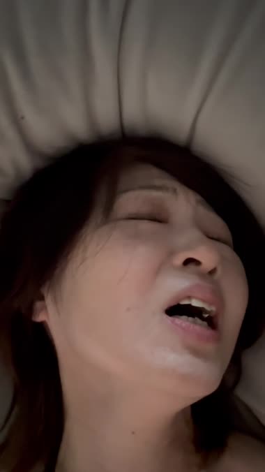 妻が逝く逝く、白目むいて