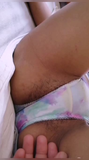 朝から手マン