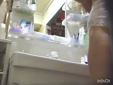 脱衣所にて