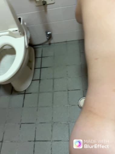 53多目的トイレ立ちバック