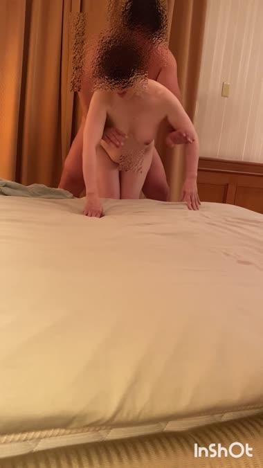 友人の奥様をお借りしました