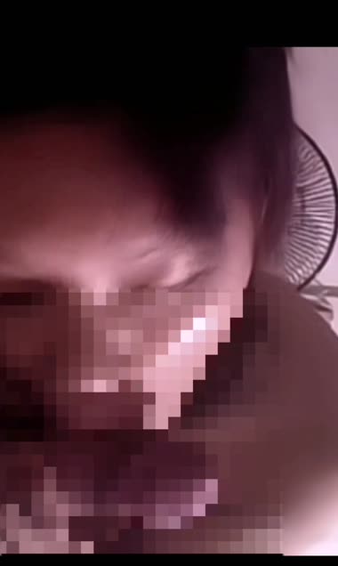 嫁のいやらしいフェラ動画