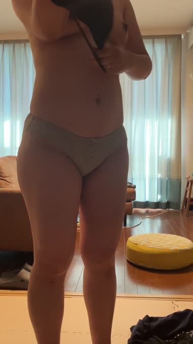 妻には見せるなと言われてますが