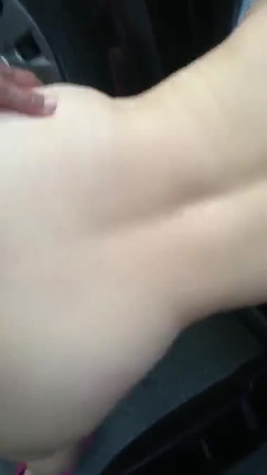 先輩の奥さま